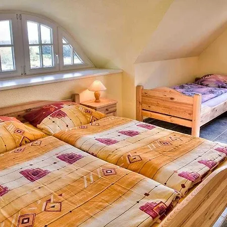 Daniela 1 * פרראו